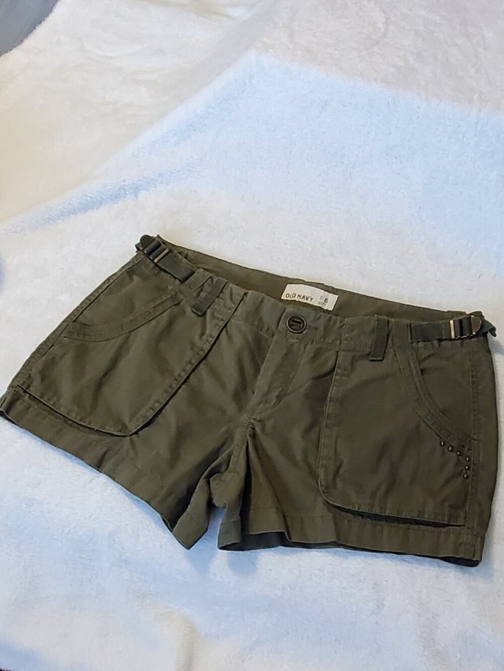 Old Navy Shorts VINTAGE Cargo Mini Shorts Women's Size: 6  EUC!